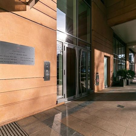 St. Georges Wharf Serviced Apartments By Thesqua.Re London Exterior foto