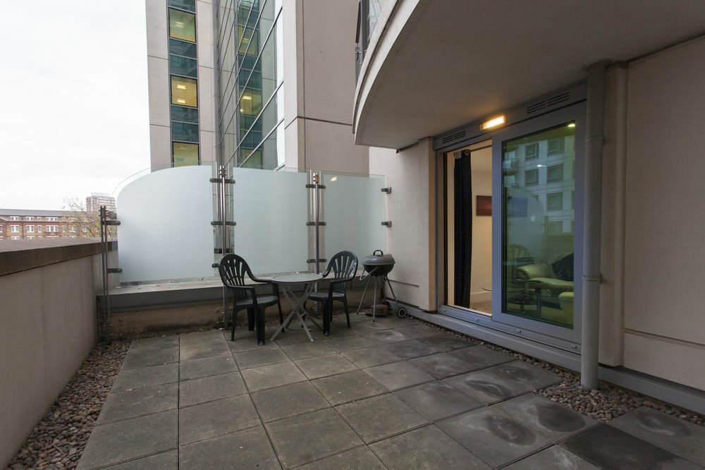 St. Georges Wharf Serviced Apartments By Thesqua.Re London Exterior foto